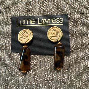 Vintage Lonnie Lovness Clip On Earrings